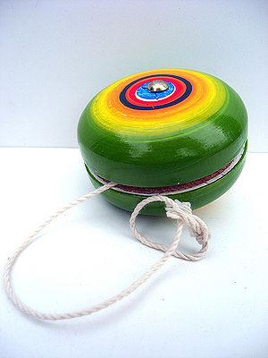 English: Wooden yo-yo English: Wooden yo-yo