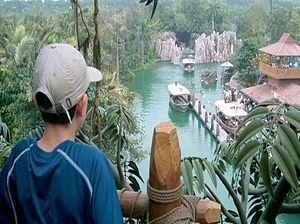 English: A view of Disneyland, Hong Kong